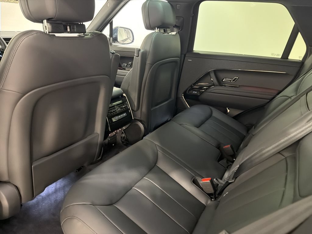 New 2026 Land Rover Range Rover Sport Dynamic SE AWD/4WD image 21