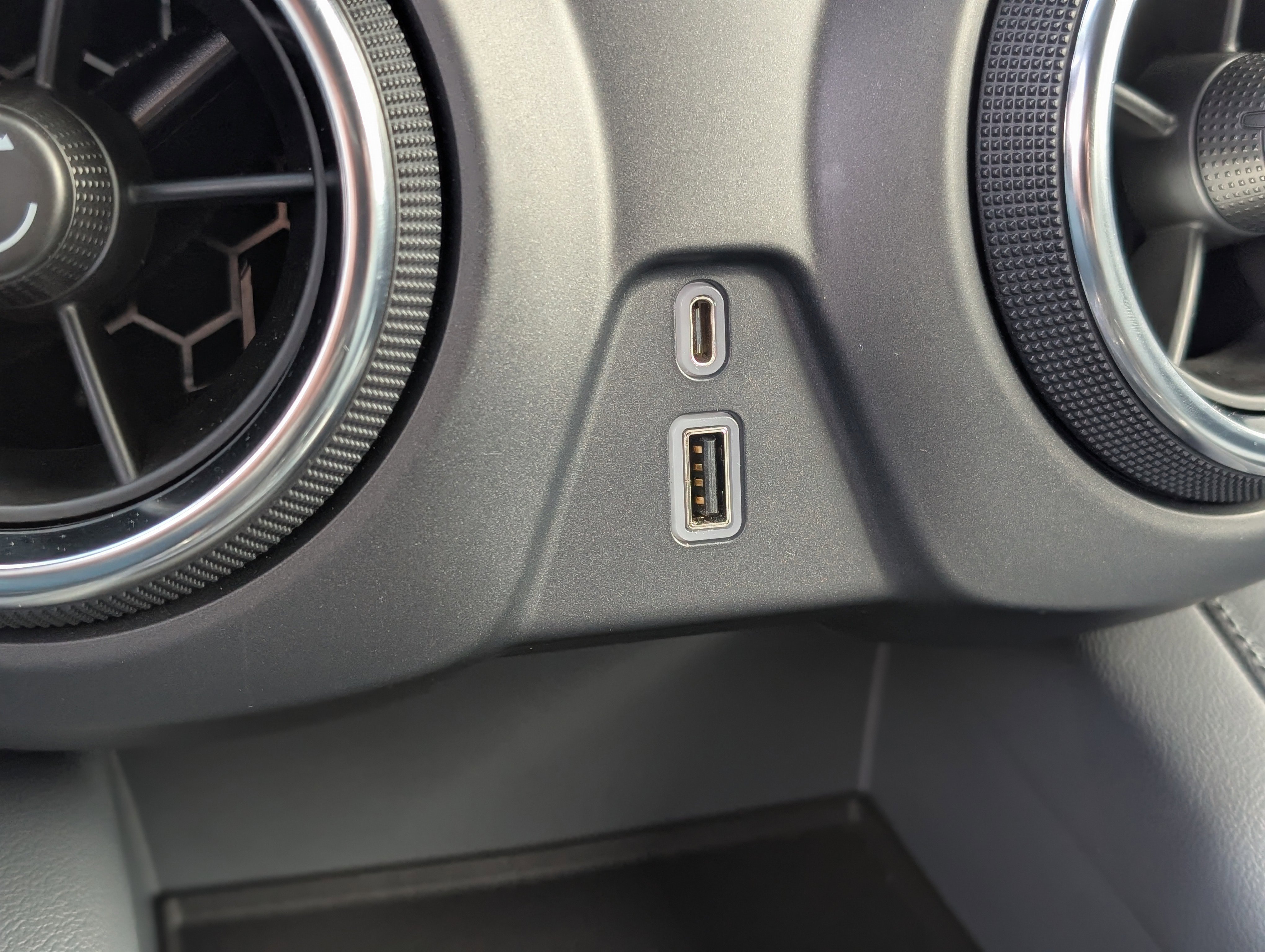 Used 2022 Chevrolet Blazer LT image 21