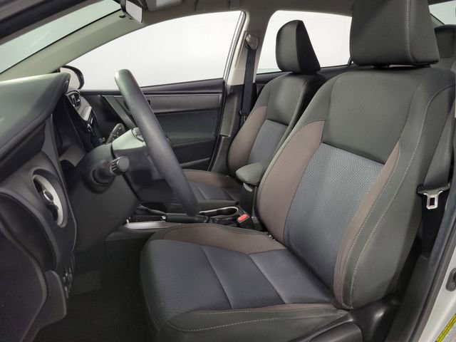 Used 2017 Toyota Corolla LE image 12