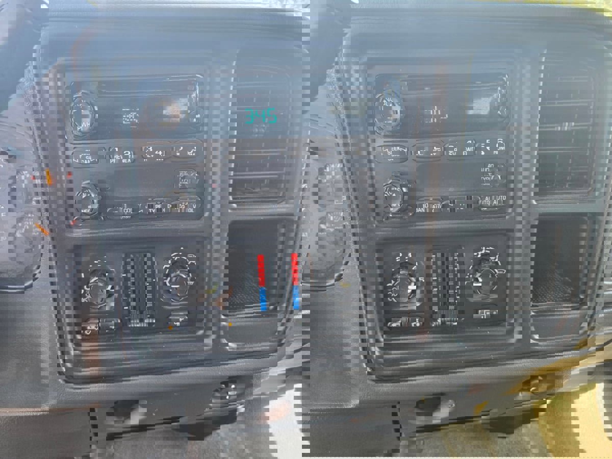 Used 2007 GMC Sierra 2500 SLE w/ Heavy-Duty Power Package image 23