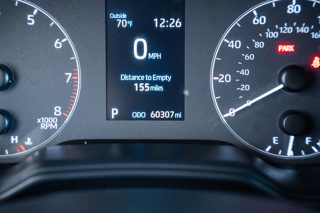 Used 2024 Toyota Corolla SE w/ SE Convenience Package image 40