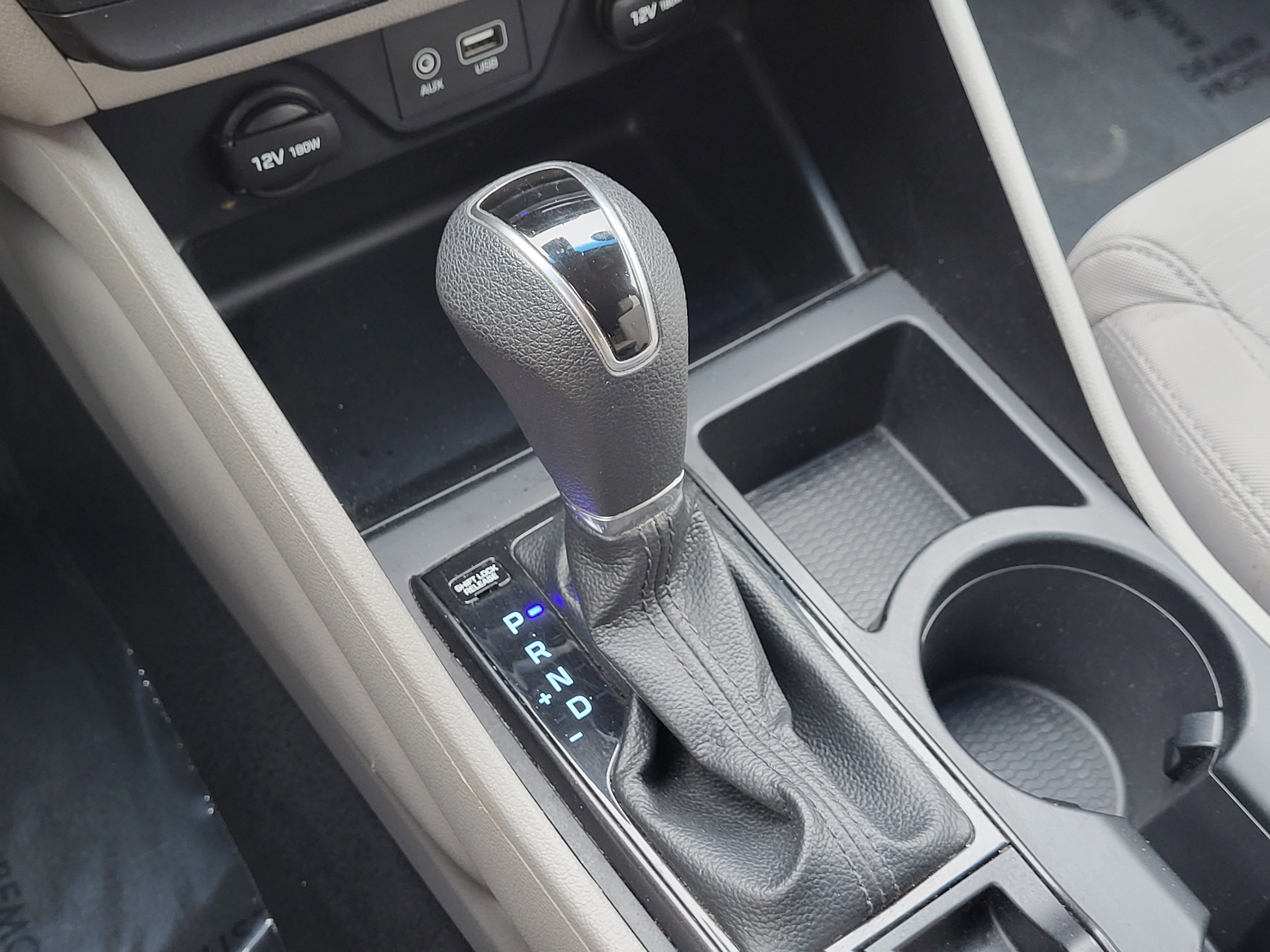 Used 2020 Hyundai Tucson SE image 18