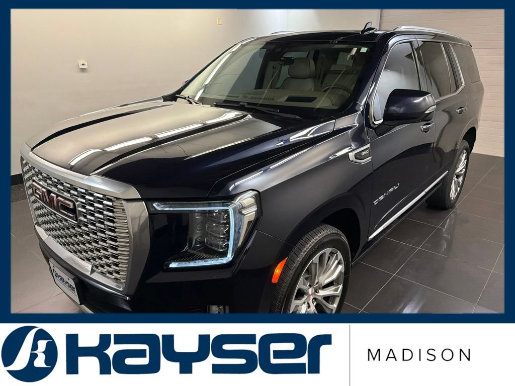 Used 2021 GMC Yukon Denali w/ Denali Premium Package AWD/4WD image 3