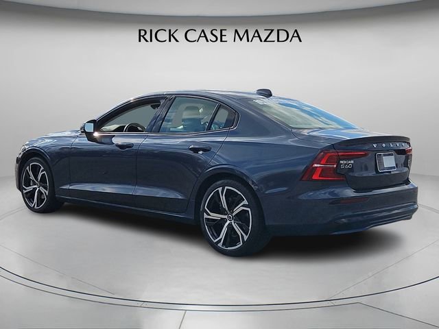 Used 2024 Volvo S60 B5 Core image 8