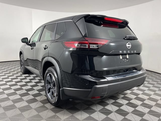 Used 2025 Nissan Rogue SV FWD image 8