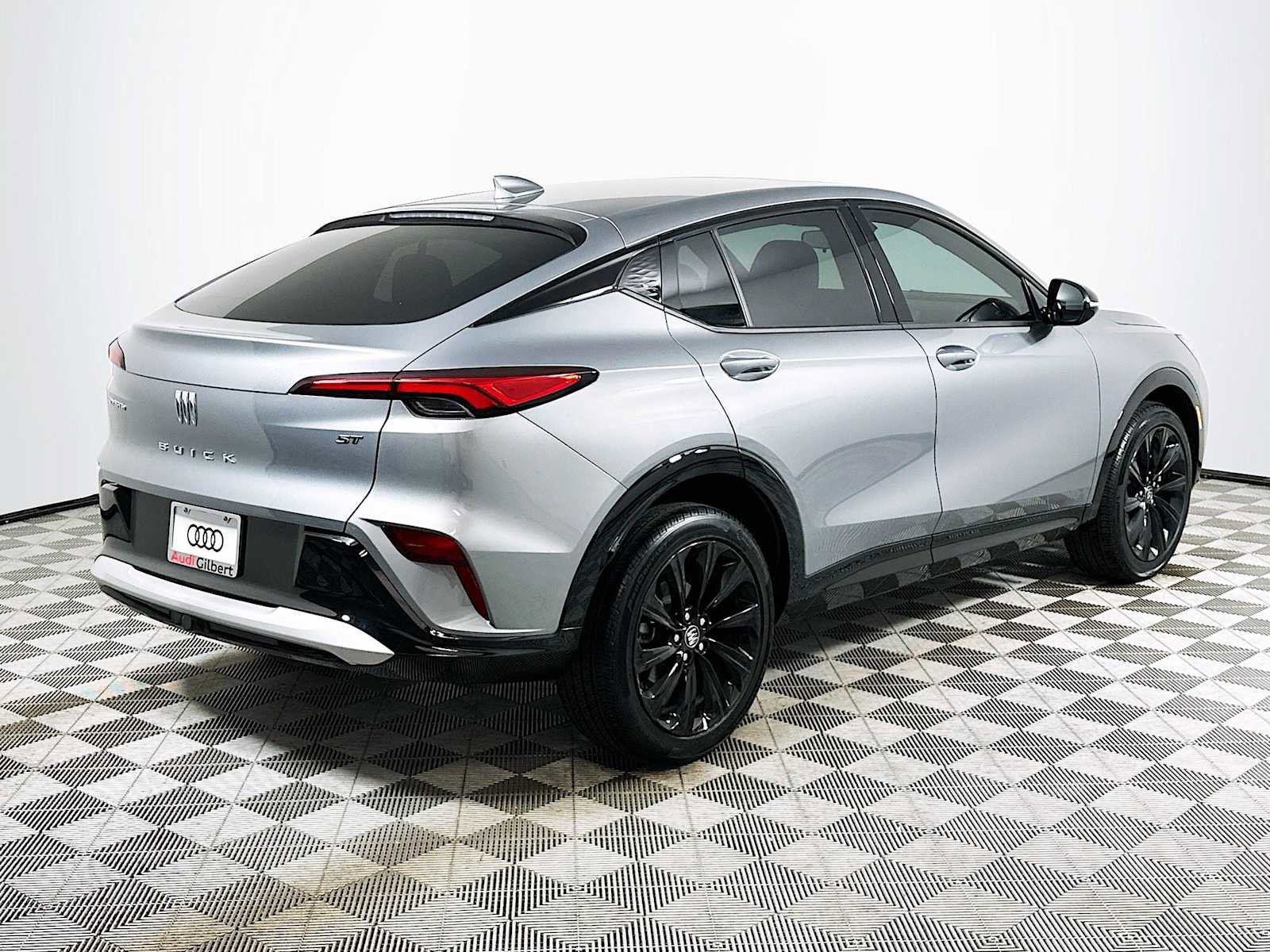 Used 2024 Buick Envista Sport Touring w/ Convenience I Package image 7