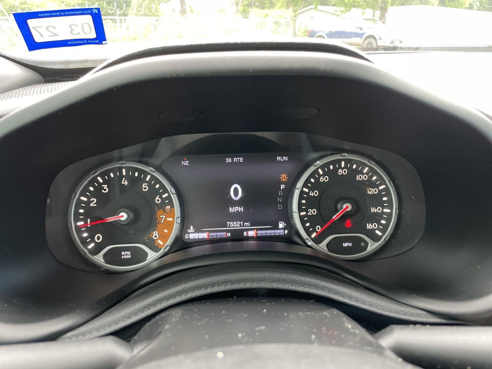 Used 2018 Jeep Renegade Limited w/ UConnect 8.4 Nav Group FWD image 20