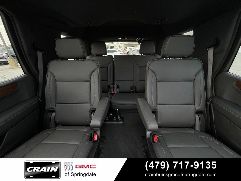 Used 2026 GMC Yukon Denali w/ Advanced Technology Package AWD/4WD image 30