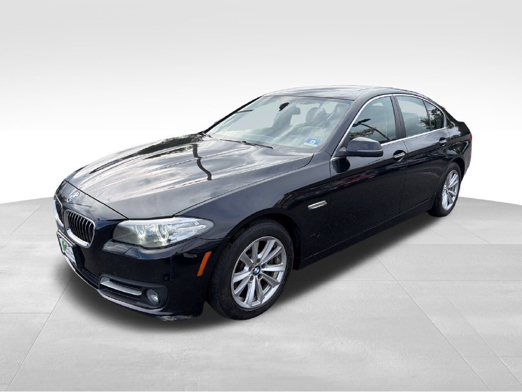 Used 2016 BMW 528i xDrive Sedan AWD/4WD image 3