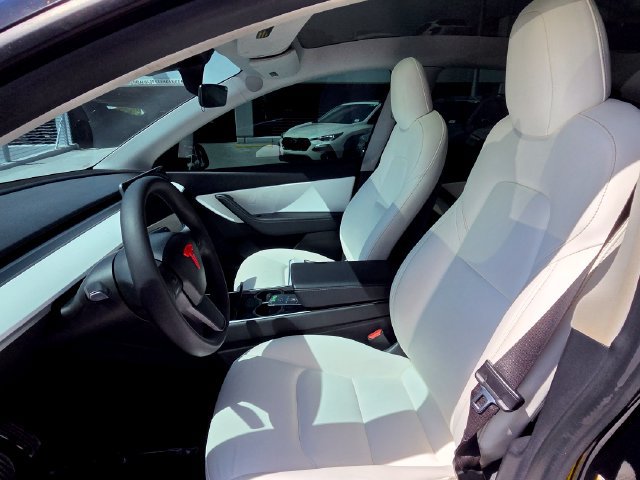 Used 2020 Tesla Model Y Long Range AWD/4WD image 21
