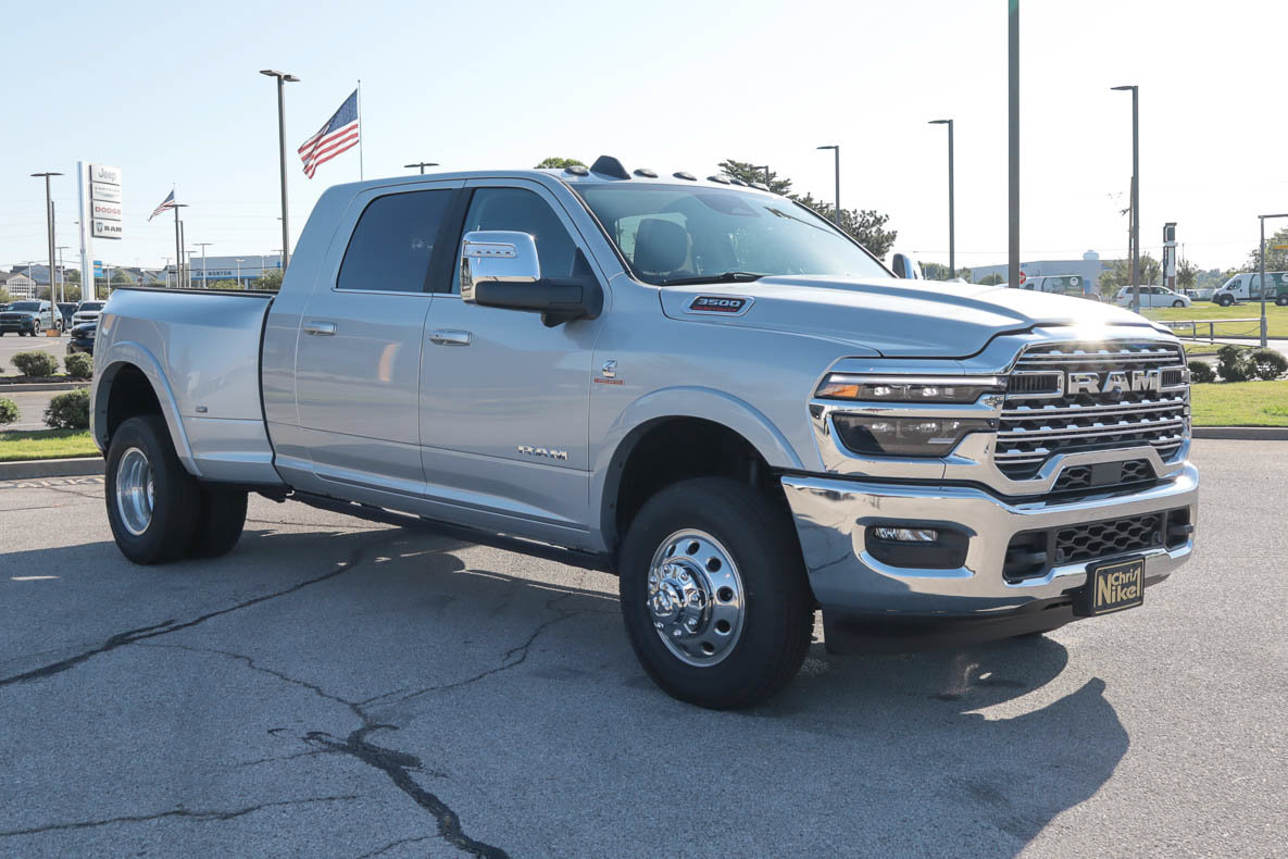 New 2027 RAM 3500 Longhorn AWD/4WD image 3