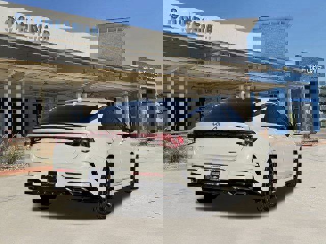 Used 2023 Kia K5 GT-Line w/ GT-Line Premium Package image 5