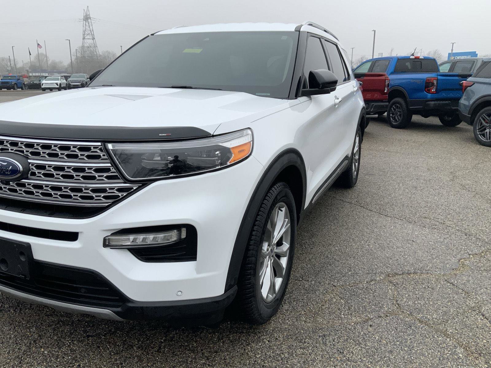 Used 2022 Ford Explorer Limited AWD/4WD image 18