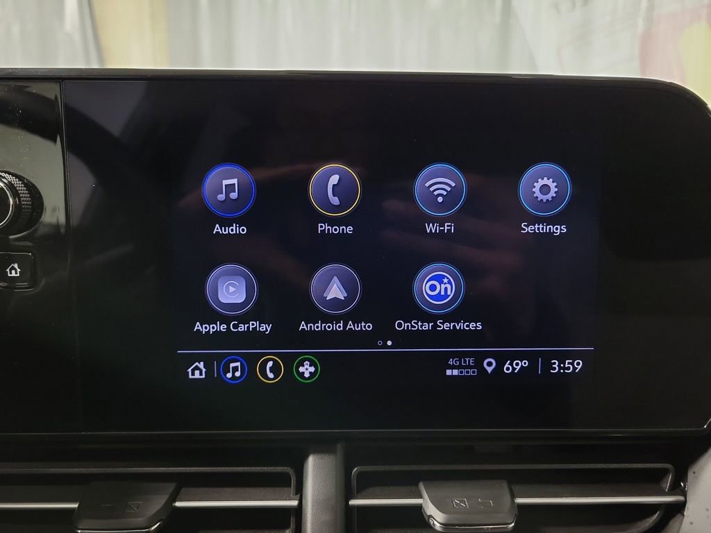 Used 2025 Chevrolet Trax LS w/ LS Convenience Package image 19