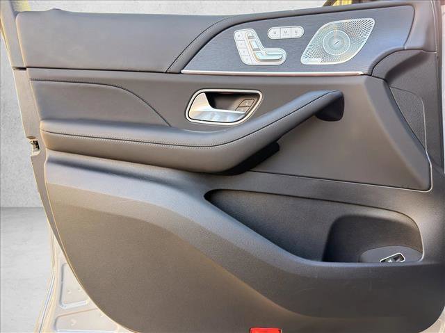 Used 2025 Mercedes-Benz GLE 53 AMG 4MATIC image 10