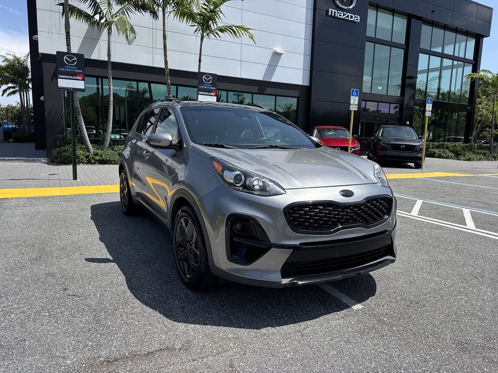 Used 2022 Kia Sportage Nightfall Edition FWD image 7