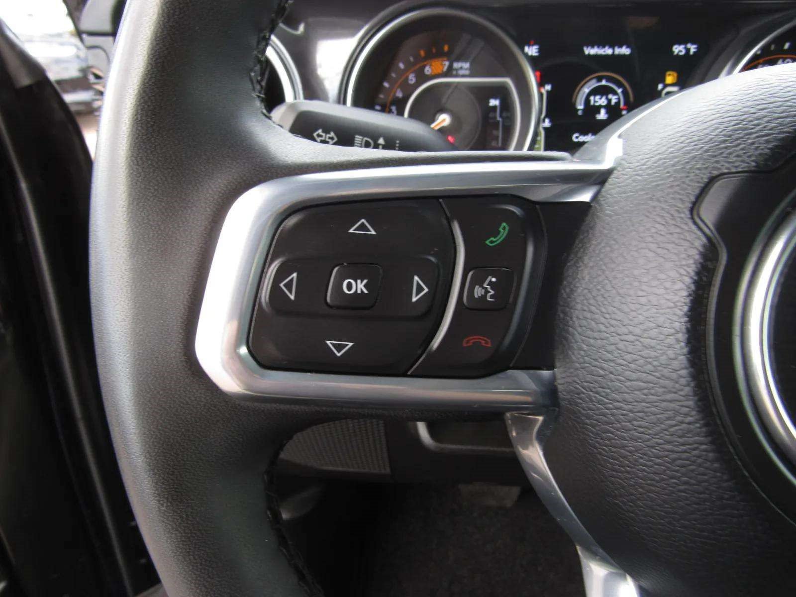 Used 2023 Jeep Wrangler Unlimited Sahara AWD/4WD image 24
