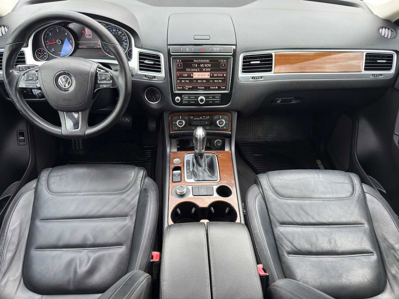 Used 2015 Volkswagen Touareg TDI AWD/4WD image 22