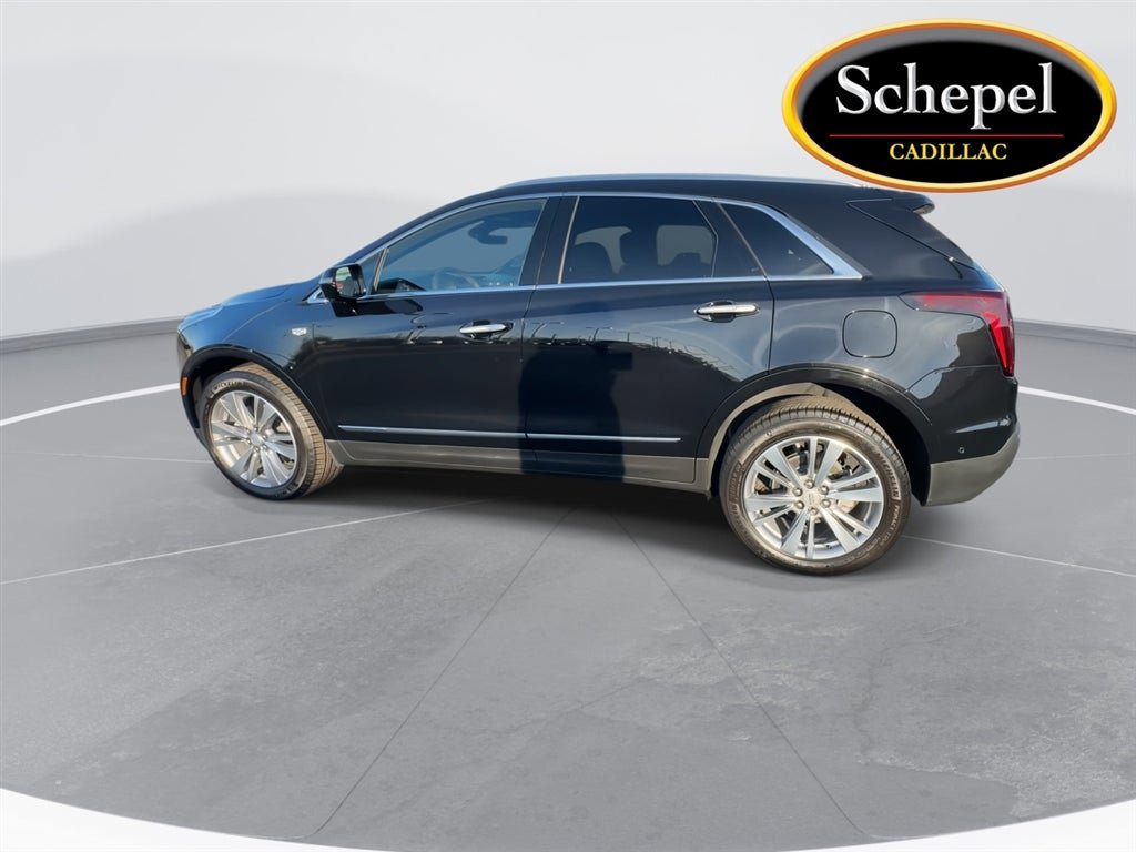 Certified 2025 Cadillac XT5 Premium Luxury w/ Technology Package AWD/4WD image 5