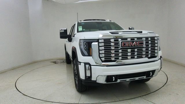 Used 2025 GMC Sierra 3500 Denali w/ Denali Reserve Package image 68