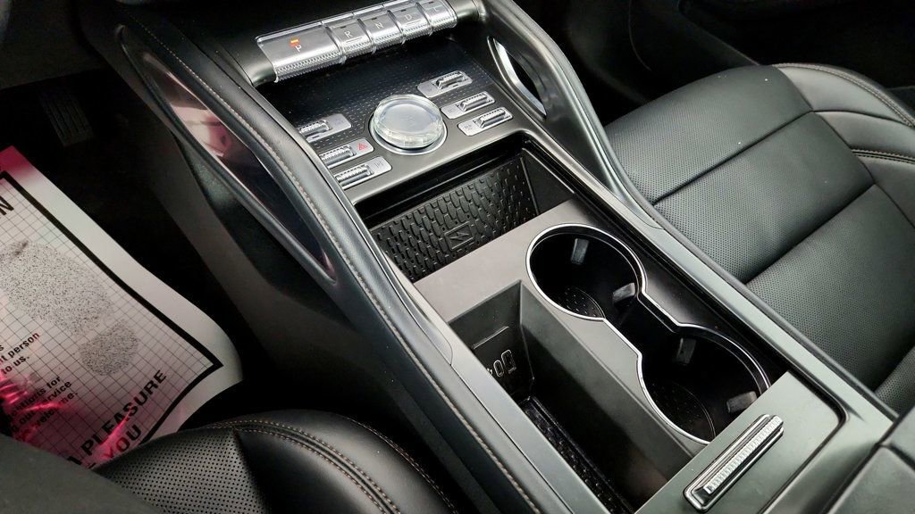 Used 2024 Lincoln Nautilus Premier w/ Equipment Group 102A image 17