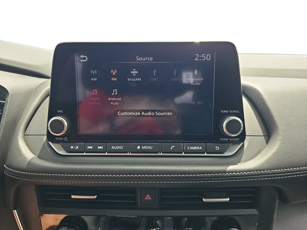 Used 2025 Nissan Rogue SV FWD image 21