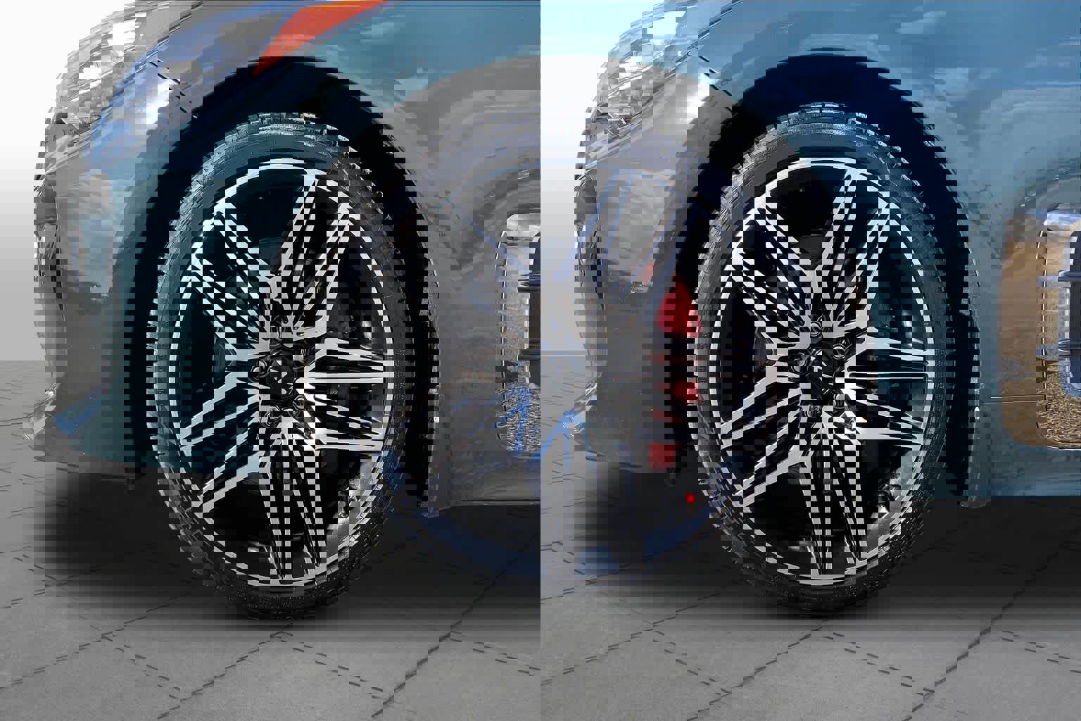 Used 2023 Kia Stinger GT2 image 11