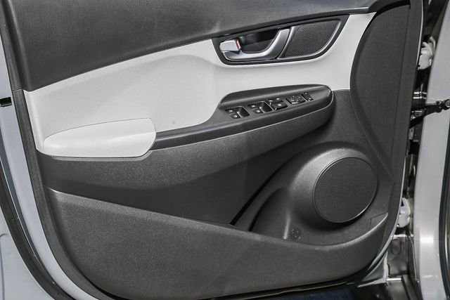 Certified 2023 Hyundai Kona SE FWD image 23