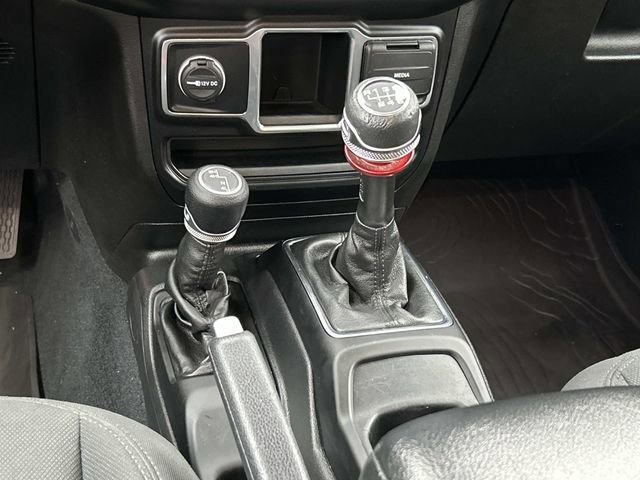 Used 2022 Jeep Wrangler Unlimited Willys image 18