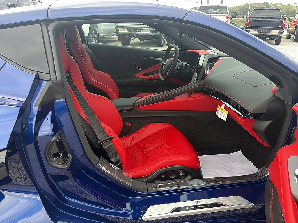 New 2027 Chevrolet Corvette Stingray Coupe w/ Stealth Interior Trim Package RWD image 15