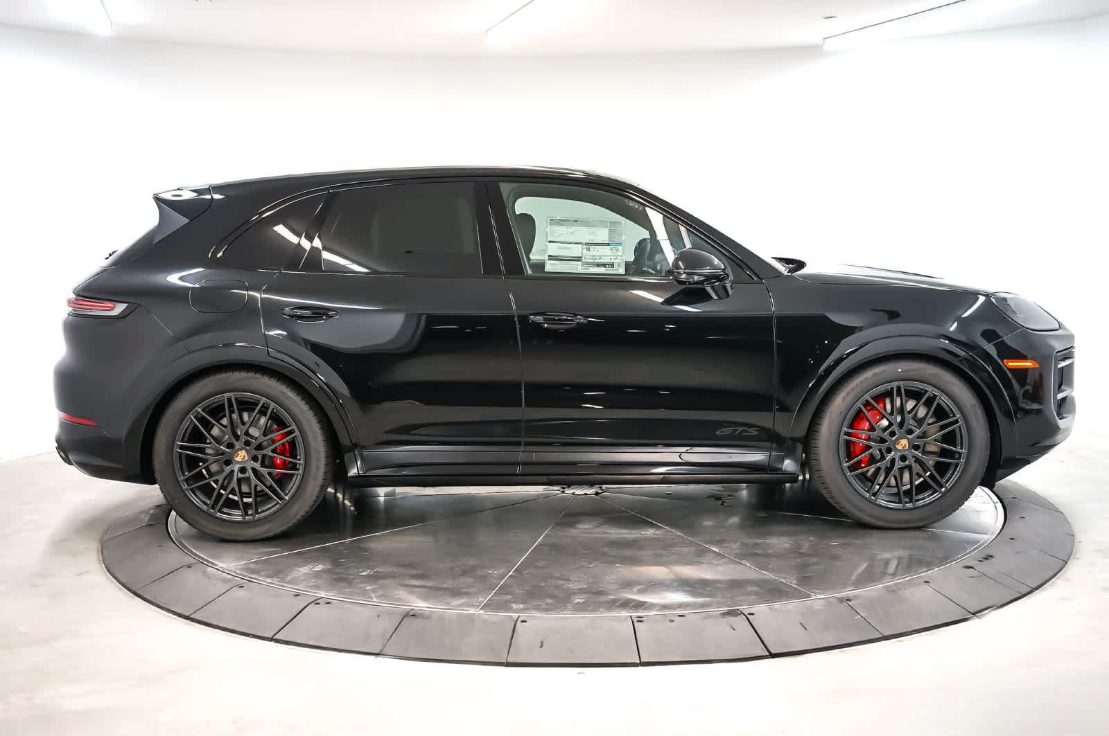 New 2026 Porsche Cayenne GTS AWD/4WD image 8