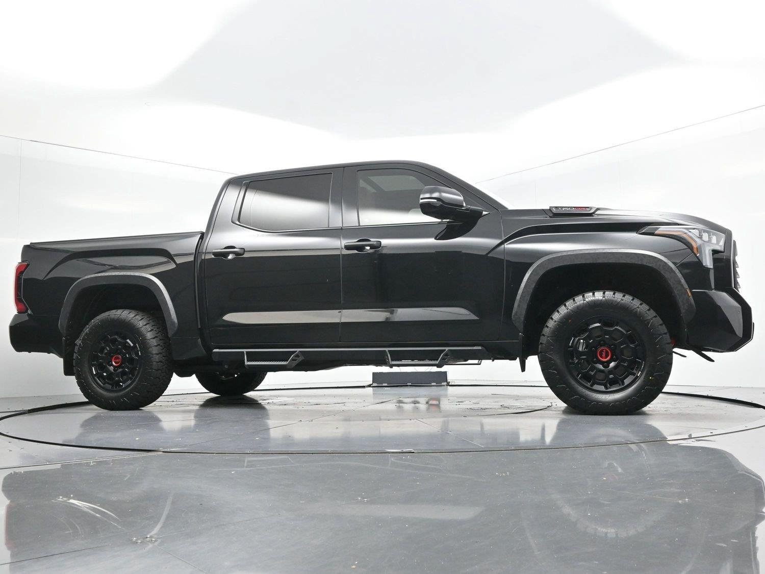 Used 2025 Toyota Tundra TRD Pro AWD/4WD image 44