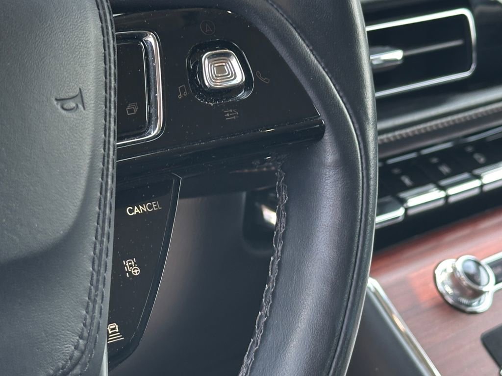 Used 2021 Lincoln Aviator Reserve w/ Equipment Group 201A AWD/4WD image 25