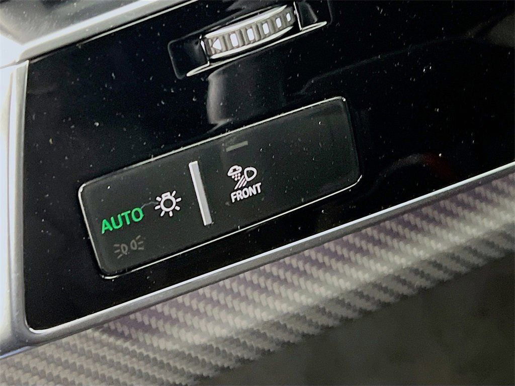 New 2026 Audi Q8 Prestige image 10