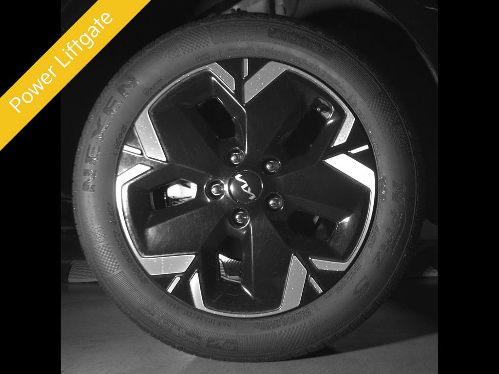 Certified 2023 Kia Niro Wind w/ Wind Preserve Package FWD image 14