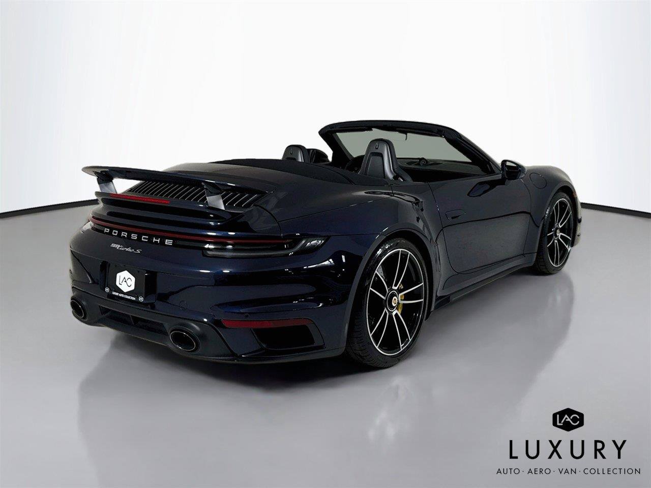 Used 2021 Porsche 911 Turbo S AWD/4WD image 5