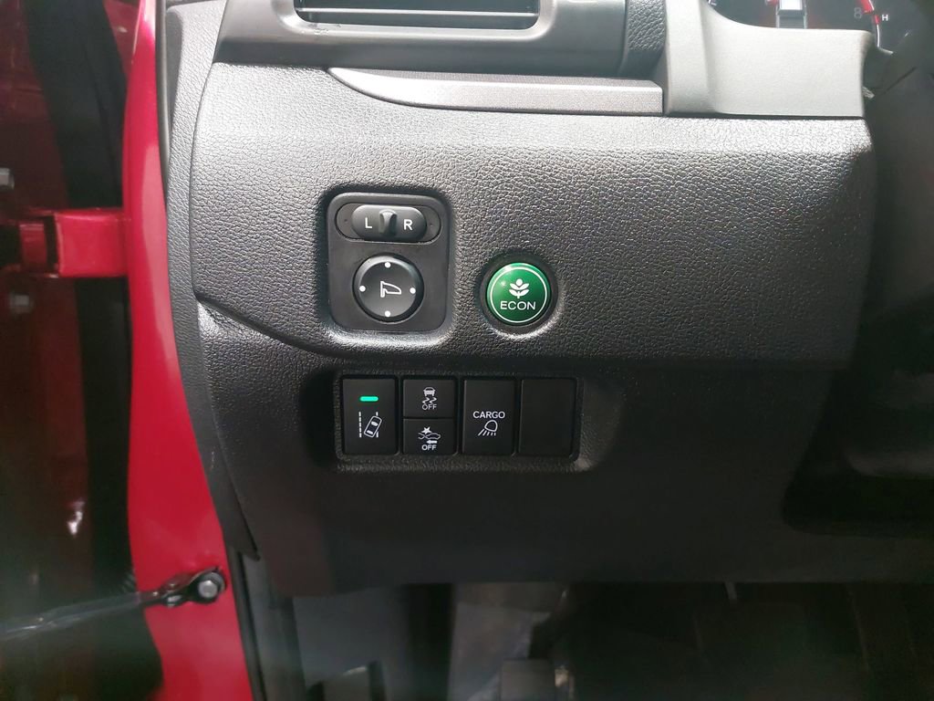 Used 2025 Honda Ridgeline Sport image 25