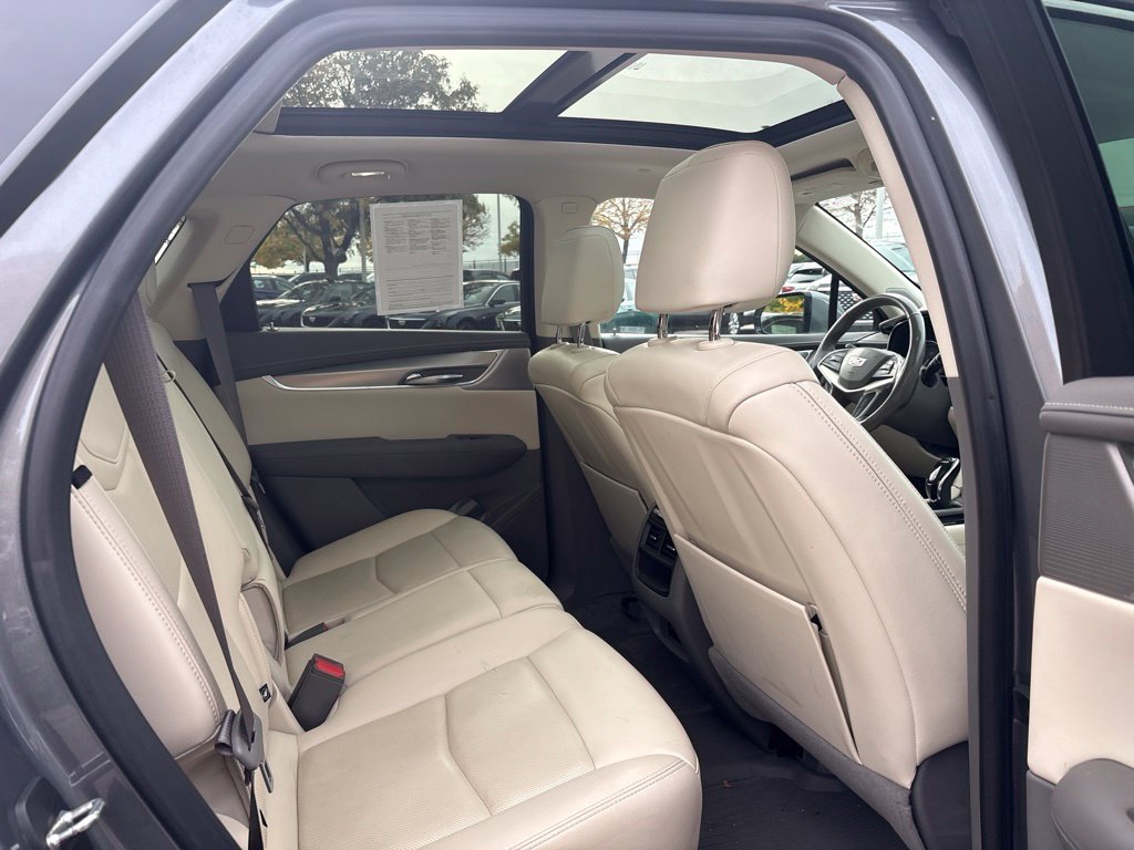 Used 2021 Cadillac XT5 Premium Luxury AWD/4WD image 25