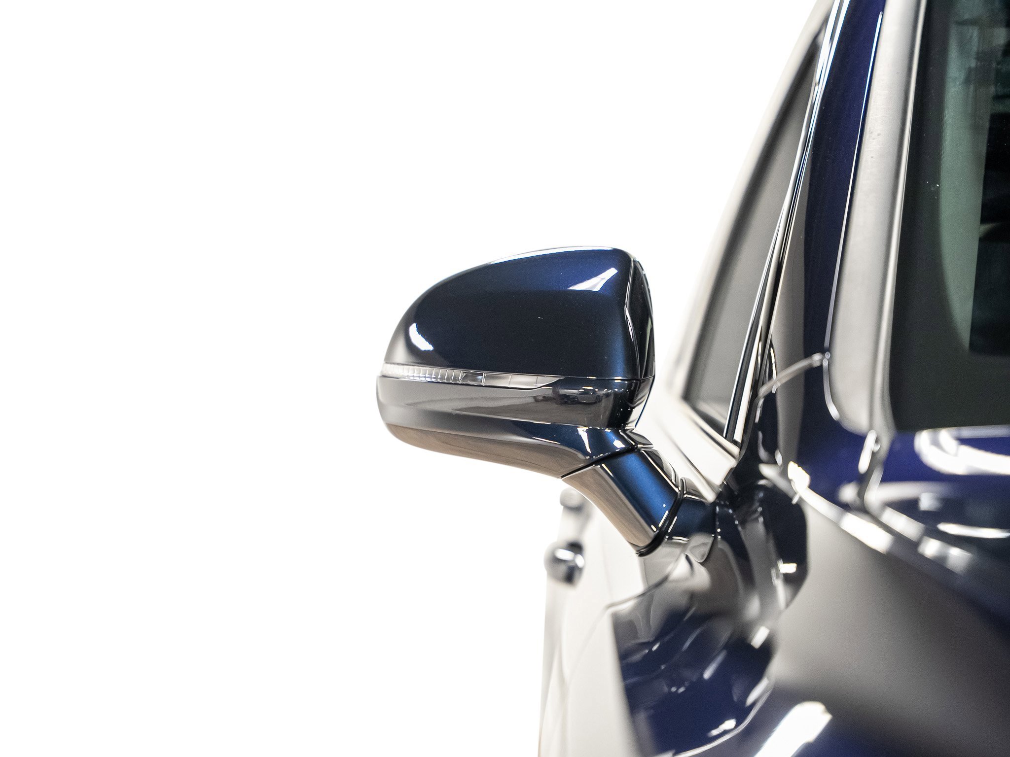 Used 2022 Bentley Bentayga image 11