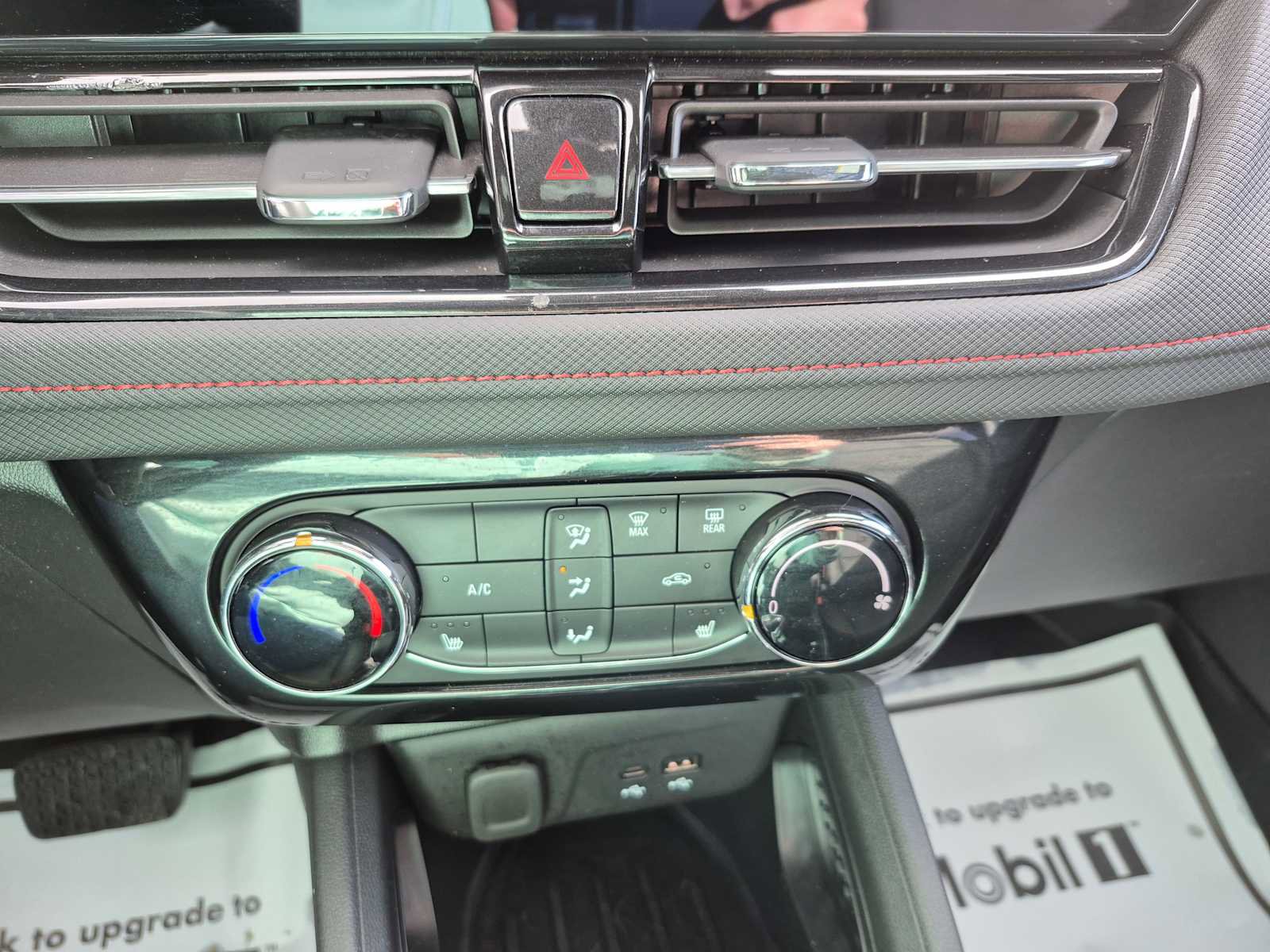 Used 2024 Chevrolet TrailBlazer RS w/ Driver Confidence Package image 19