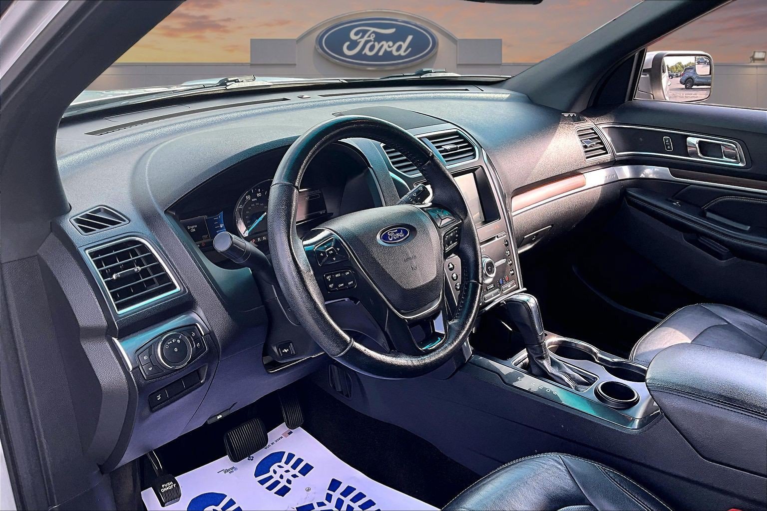 Used 2017 Ford Explorer Limited FWD image 12