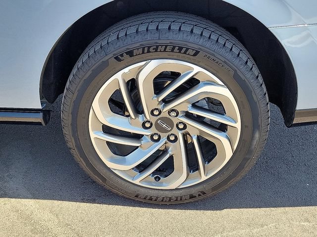 Used 2026 Lincoln Navigator Reserve AWD/4WD image 10