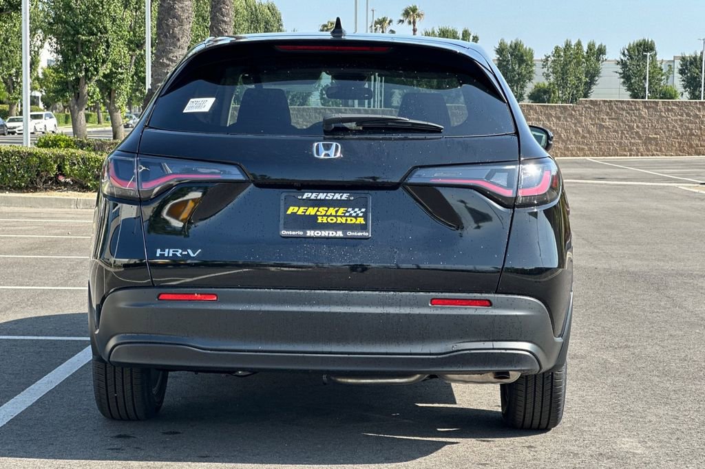 New 2026 Honda HR-V LX image 5