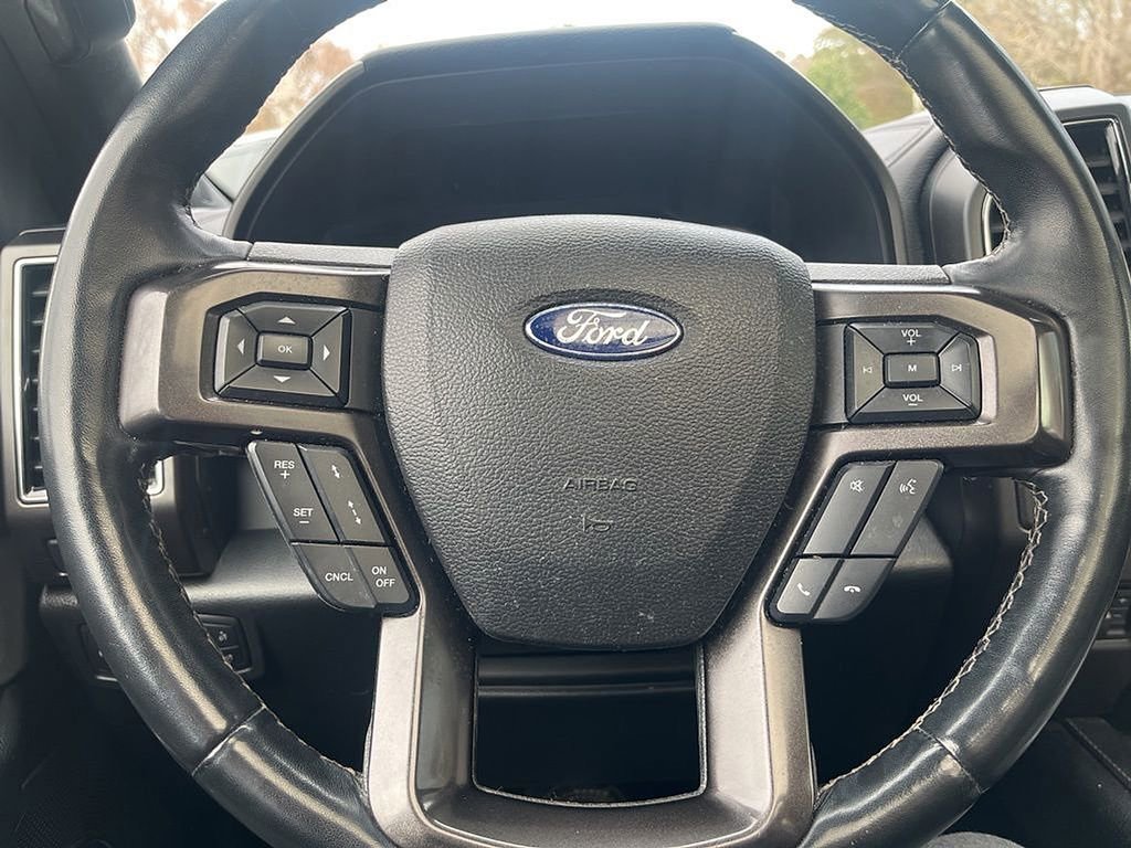 Used 2021 Ford Expedition Limited image 10