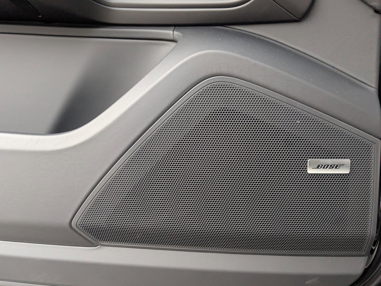 New 2026 Porsche Cayenne S image 14