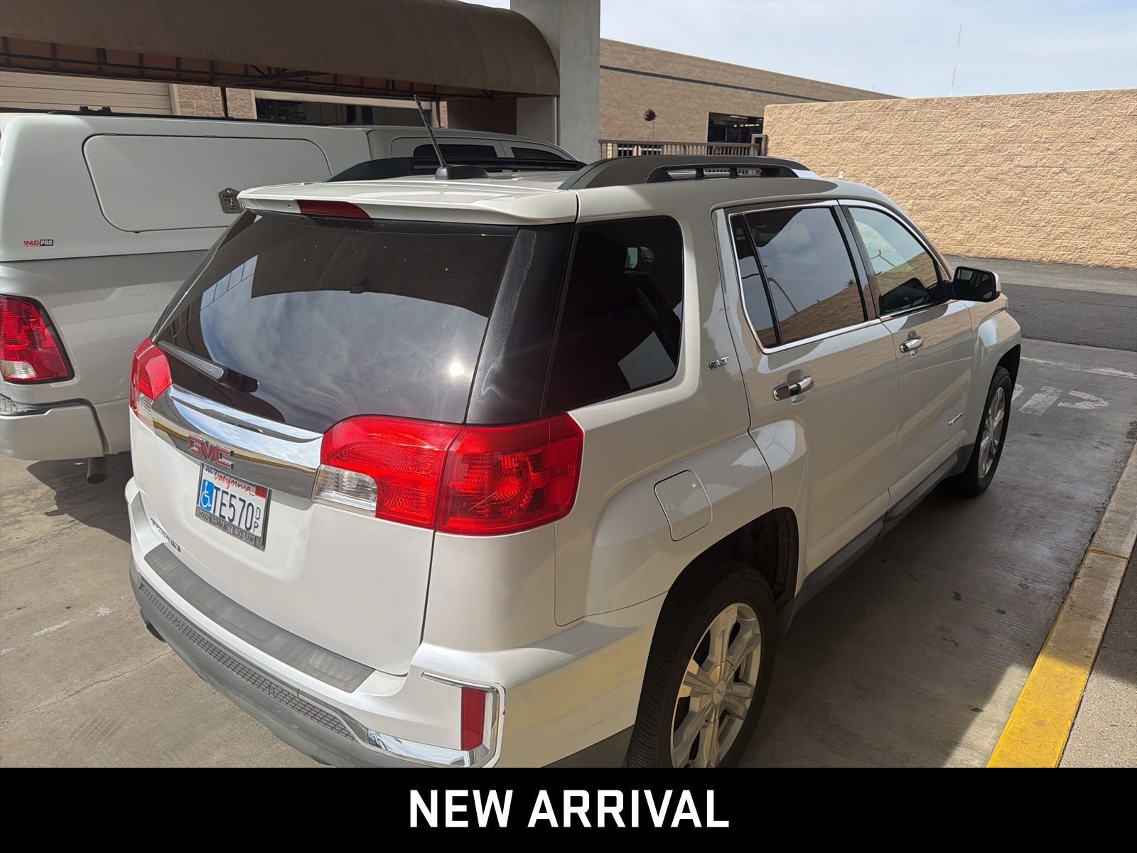 Used 2016 GMC Terrain SLT FWD image 4