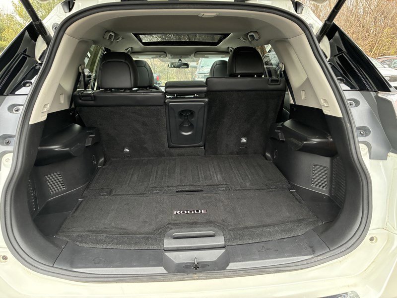 Used 2015 Nissan Rogue SL w/ SL Premium Package image 17