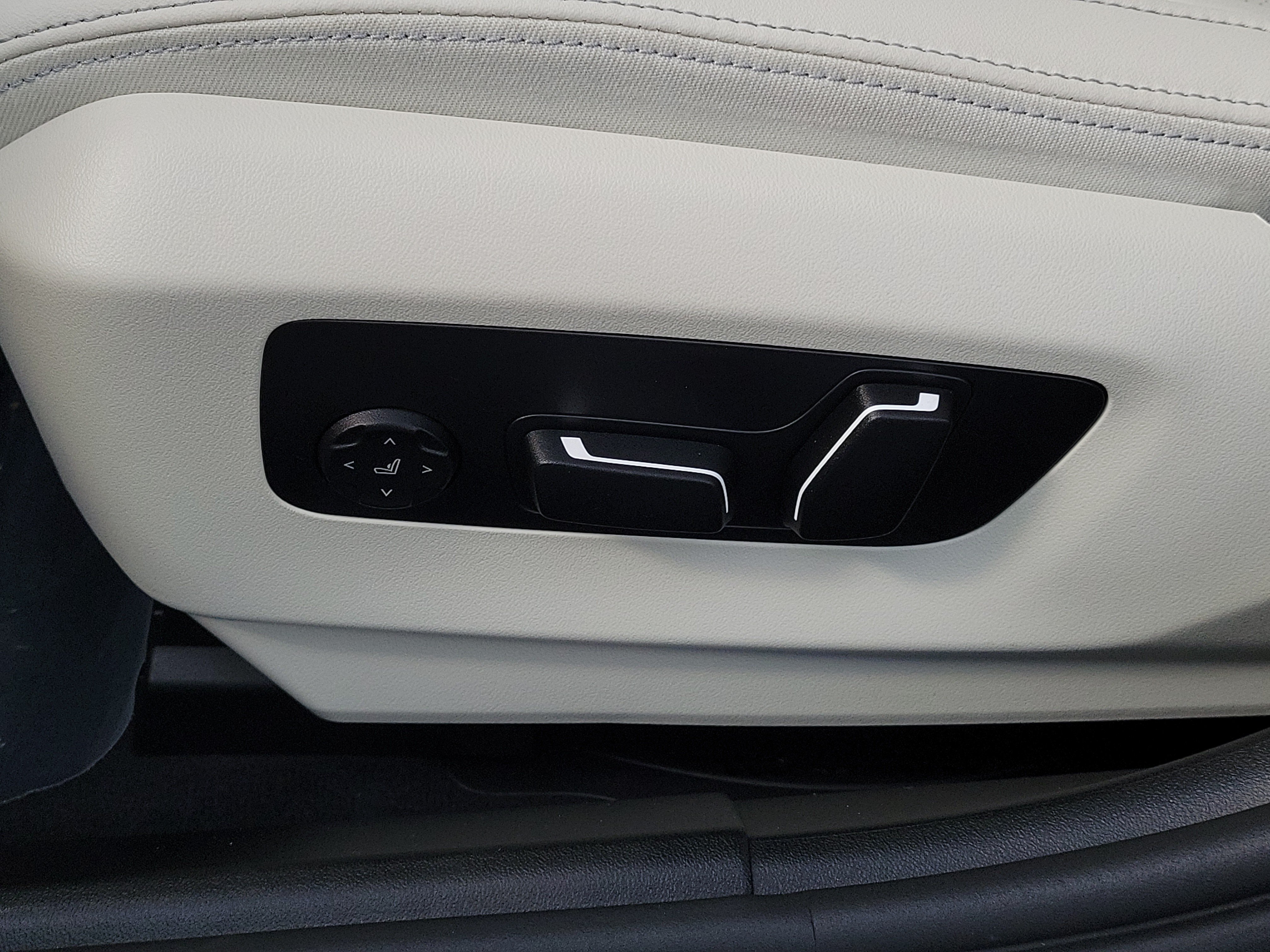 Used 2026 BMW 530i RWD image 20