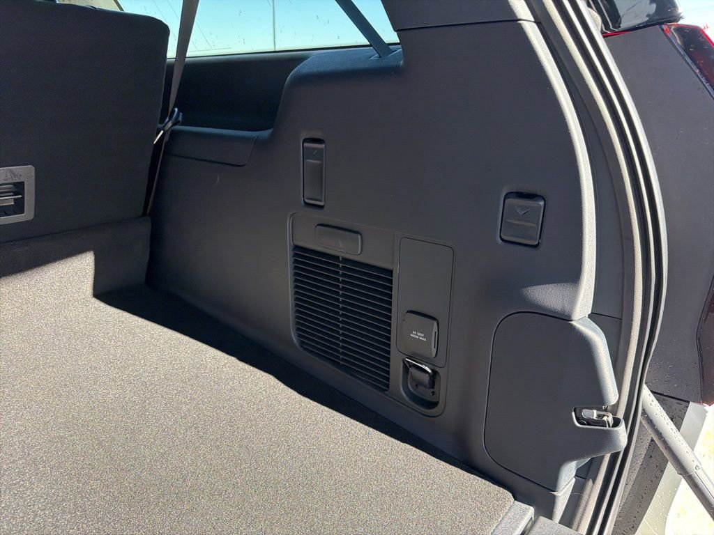 New 2026 Ford Expedition Max Platinum w/ Stealth Appearance Package image 25
