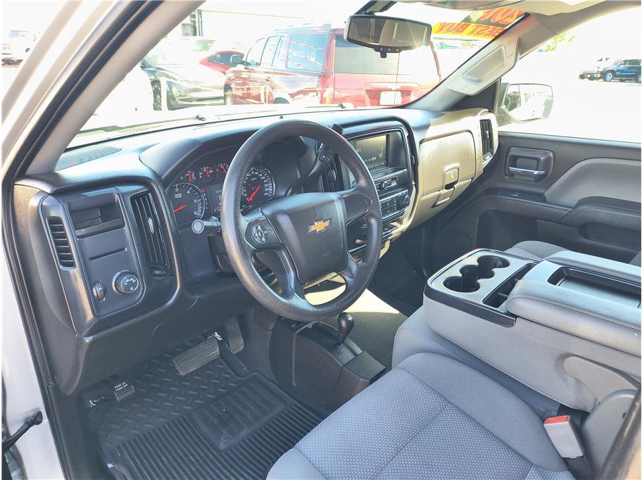 Used 2019 Chevrolet Silverado 1500 Custom w/ LPO, Essentials Package image 4